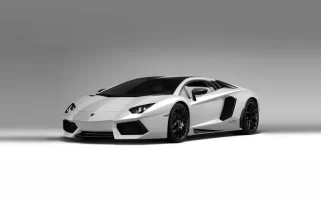 lamborghini_aventador_white-wide.webp
