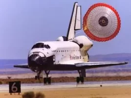 space-shuttle-landing-drag-chute.webp space-shuttle-landing-drag-chute.webp