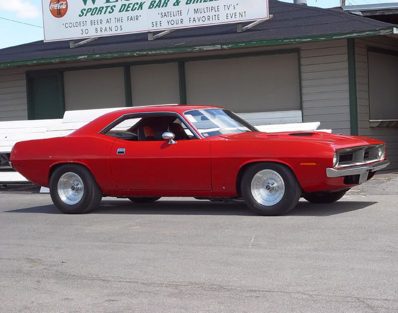 1970-Plymouth-Cuda-ro-s-ra-sy-1152x.jpg