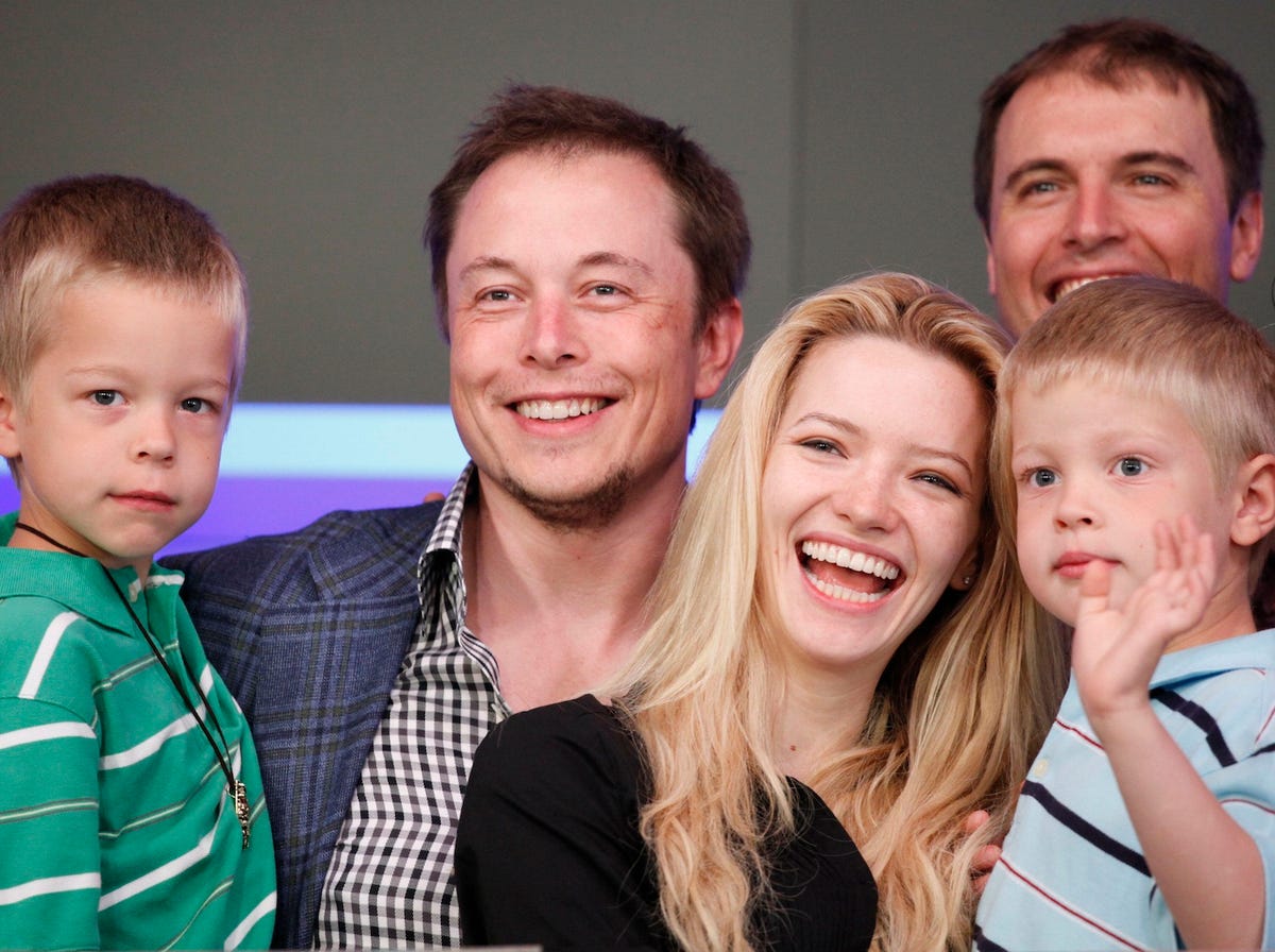 while-his-career-was-ramping-up-musk-in-2000-married-justine-musk-the-couple-went-on-to-have-five-kids-a-set-of-twins-and-a-set-of-triplets-all-of-whom-are-boys-musk-is-now-twice-divorced-a-second-marriage-from-2010-to-2012-also-fell-apart.jpg